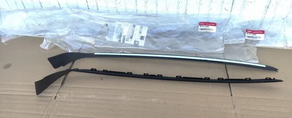 KIA SORENTO 2021-2023 Joint de Fenêtre Avant Gauche 86130-P2000 image 2