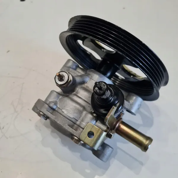 SERVOSTYRNINGSPUMP MITSUBISHI CARISMA 1.6 1.8 MR910913 image 2