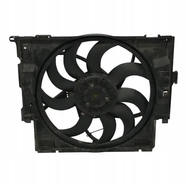 BMW OE Jäähdytinpuhallin 600W OEM 8625440 - Käytetty image 2
