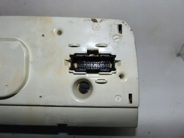 NOPEUSMITTARI VOLKSWAGEN PASSAT B3 B4 Ilza-122240- image 3