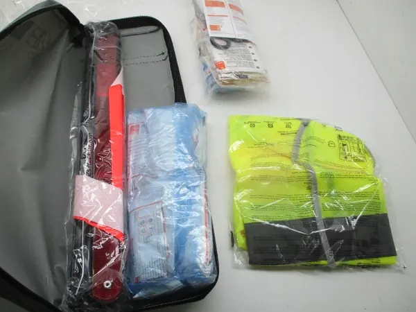 Renault Zoe Lift 20- Kit de Premiers Secours image 2