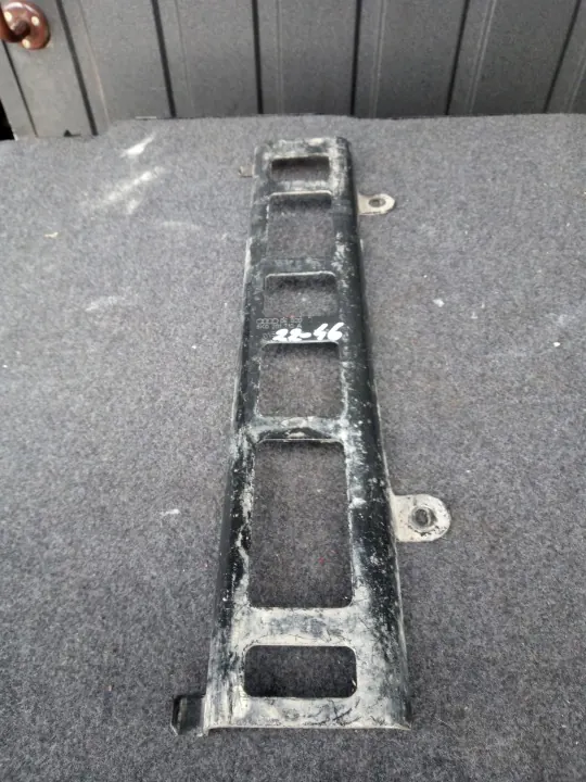 Neuer Kraftstofffilterhalter Audi A6 4A C8 4K0201710E OEM image 2