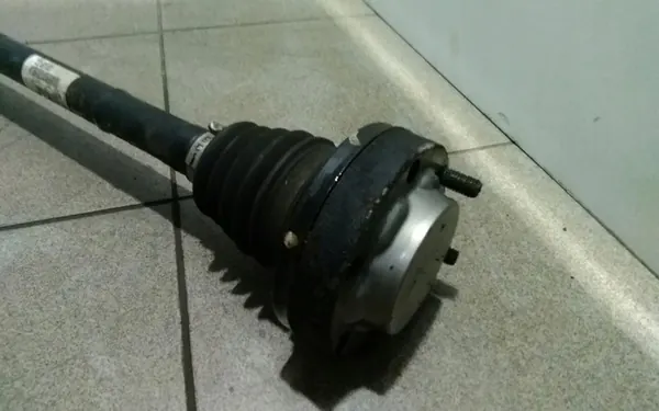 Volkswagen Touareg I 2004 Höger Bakaxel image 4