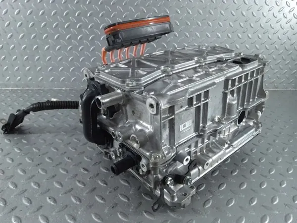 Toyota OEM G920047380 Invertteri C-HR II 2024 image 5