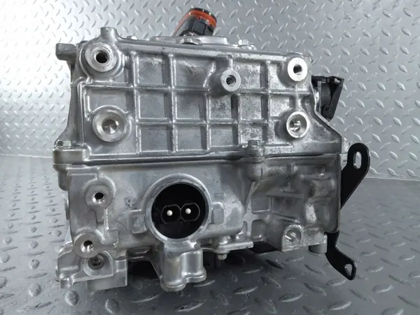 Toyota OEM G920047380 Invertteri C-HR II 2024 image 7