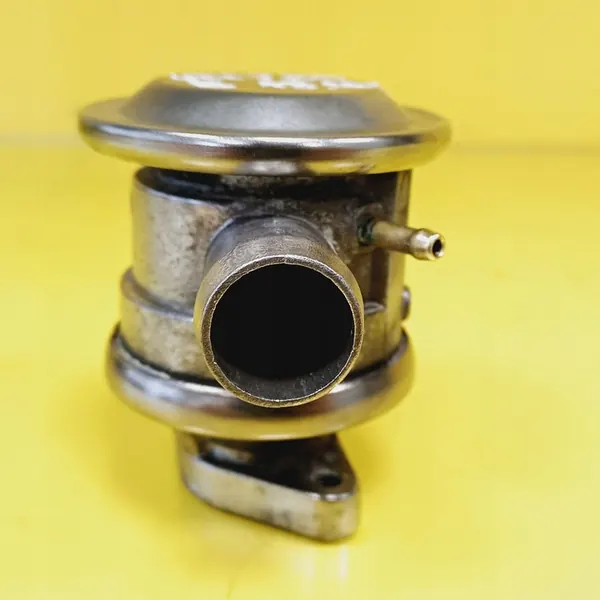 Válvula EGR Opel Vectra B 1.8 72229600 / 90470420 image 7