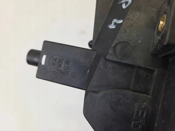 Vänster Framdörrslås Saab 9-3 2003-2012 12759689 image 4