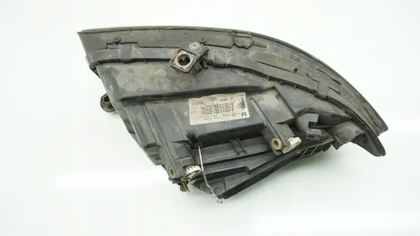 AUDI A2 8Z Faro Derecho 8Z0941004 image 4