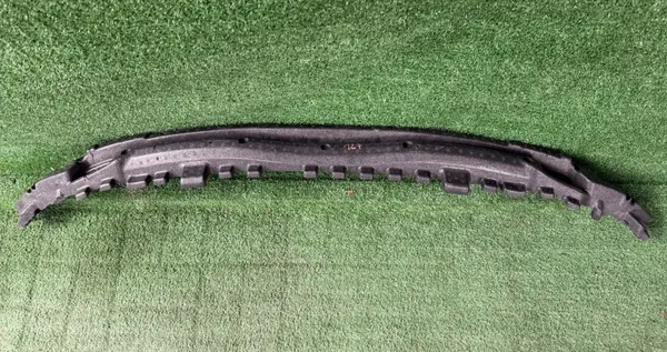 Audi A4 B9 8W Absorber mit Fußgängersensoren 8W0807550AA image 2
