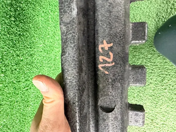 Audi A4 B9 8W Absorber mit Fußgängersensoren 8W0807550AA image 7