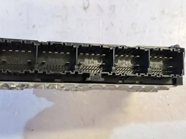 Jaguar XE 2019 Ohjaimet OEM GX5314F392DG image 3