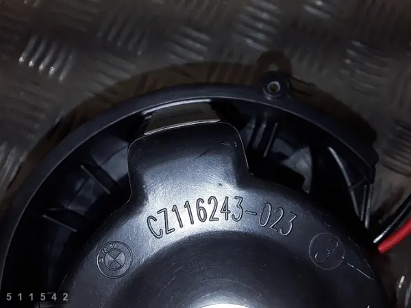BMW Värmefläkt OEM cz116243023 - Begagnad image 5