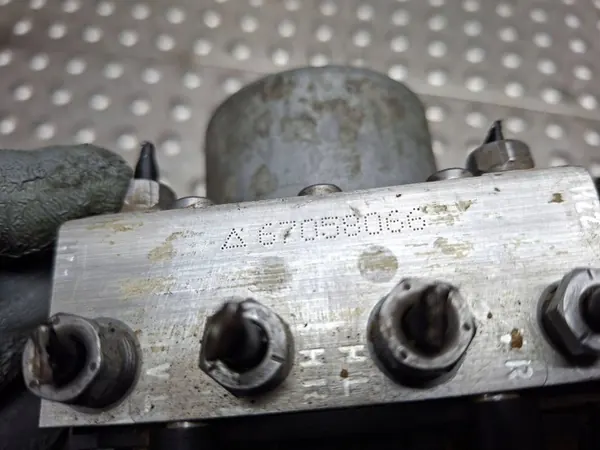 ABS-pumpstyrenhet OEM S26279066 för Fiat 500X image 4