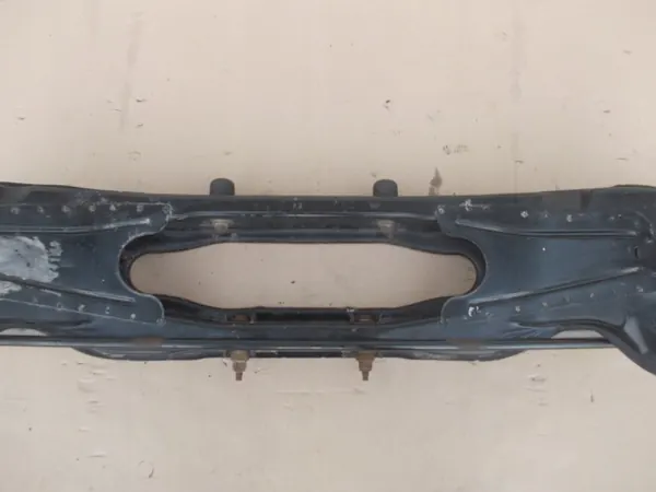 Achteras OEM belka tył 147 voor Alfa Romeo image 3