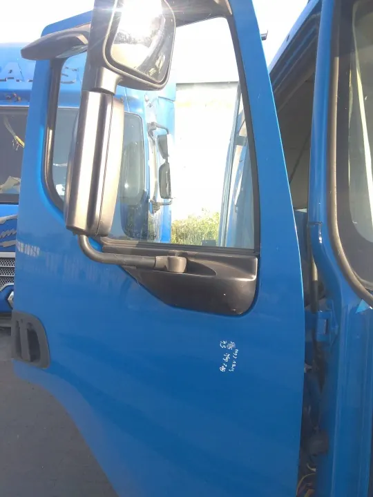 Cabina SISU C600 CAT usada - Qualidade OEM image 10