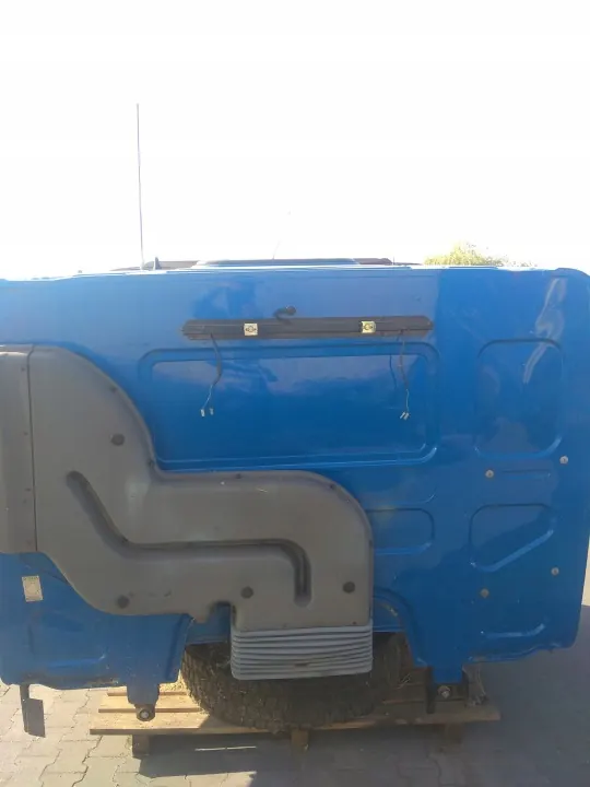 Cabina SISU C600 CAT usada - Qualidade OEM image 8