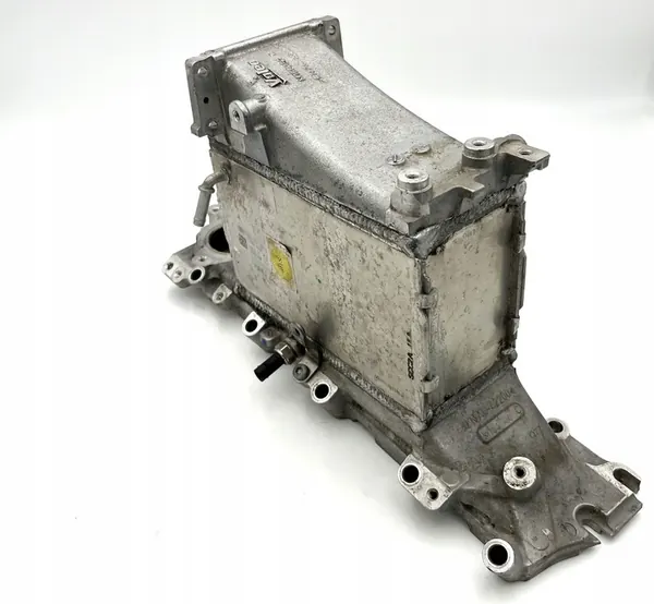 Coletor de admissão Radiador Audi A4 A5 A6 image 2