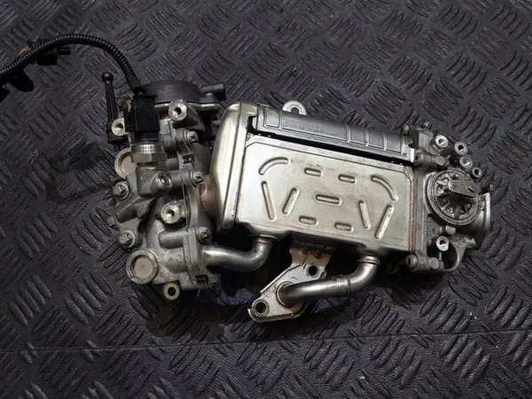 EGR-Kühlerventil OEM A6541401700 für Mercedes image 2