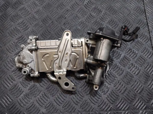 EGR-Kühlerventil OEM A6541401700 für Mercedes image 4
