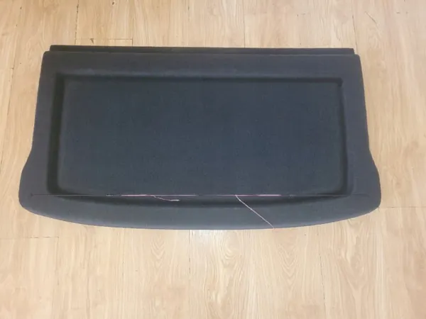 OEM 5NA867769K 000 Musta tavaratilamatto VW Tiguan II:lle image 2