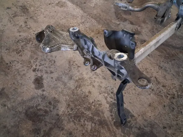 Audi Q5 Vorderlenker OEM 8R0399315K 2008-2016 image 3