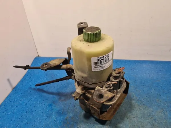 Skoda servostyrpump OEM 6R0423156C - Begagnad image 6