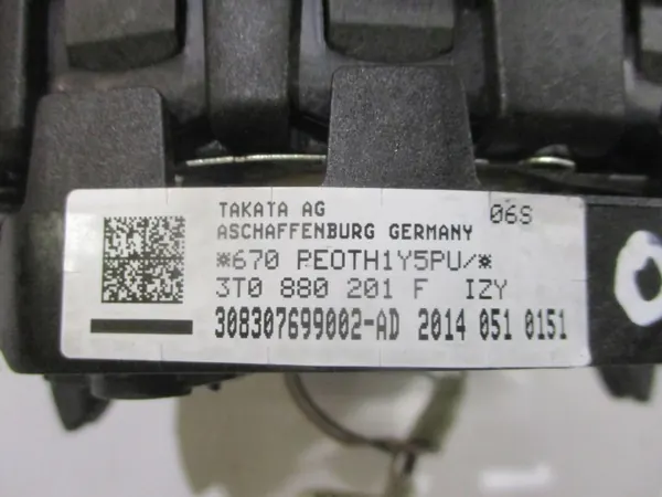 Airbag conductor Skoda Octavia III OEM 3T0880201F image 5