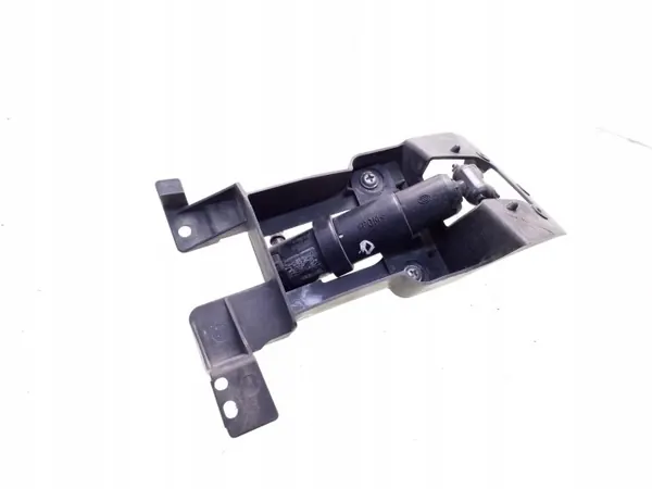 Mazda 5 Ajovalopesuri Oikea Etu OEM CC2951067 image 2