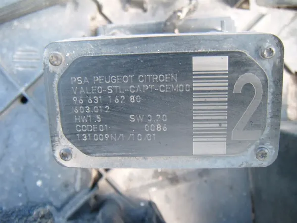 CITROEN C4 GRAND PICASSO 06- Motorhuv + Sensorer image 5