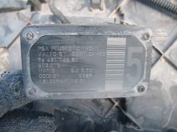 CITROEN C4 GRAND PICASSO 06- Motorhuv + Sensorer image 8