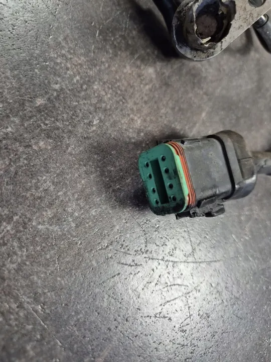 Scania R Motor-Kabelbaum - Gebrauchtes OEM-Teil image 4