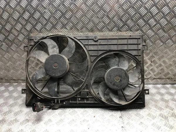 VW etuhihna OEM 1K0121207BB Passat B7 Alltrackille image 3