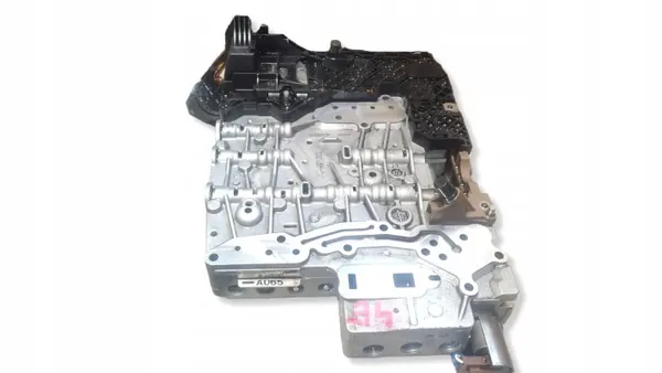Jaguar XF 3.0D mekatroniikkalevy OEM 1068427229 image 6