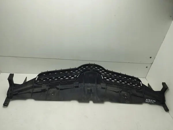 Toyota Auris 150 Upper Grille 5311102390 image 4