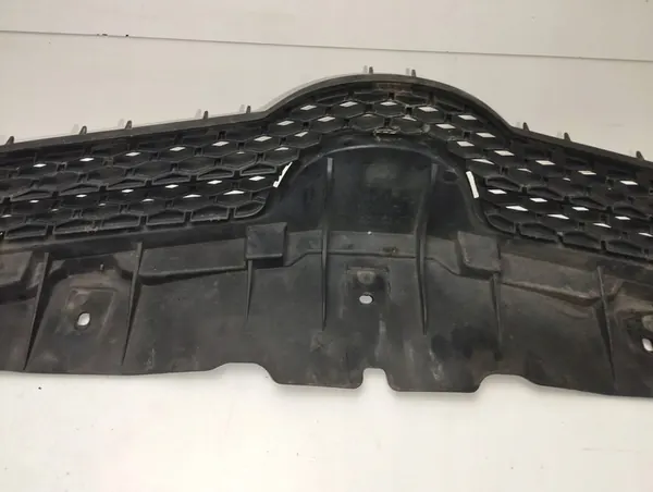 Toyota Auris 150 Upper Grille 5311102390 image 5