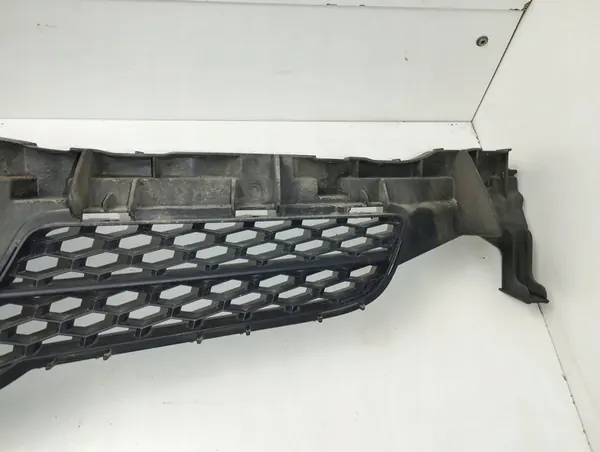 Toyota Auris 150 Upper Grille 5311102390 image 6