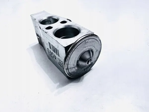 Toyota A/C Expansionsventil OEM CZ4475004540 - Gebraucht image 8