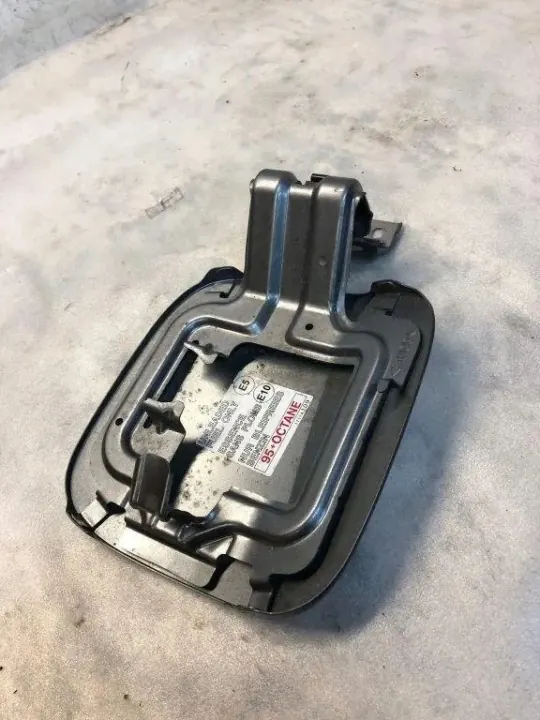 Motor de tapa de combustible Mitsubishi OEM 1711A109 - Usado image 3