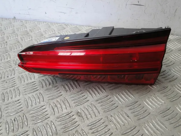 AUDI A6 C8 18- Luz trasera LED derecha USA OEM 4K5945094E image 2