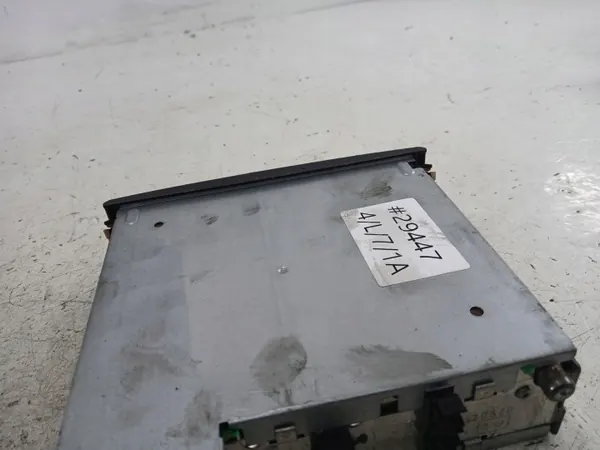 Radio CD Renault Laguna OEM 8200057681 - Occasion image 6