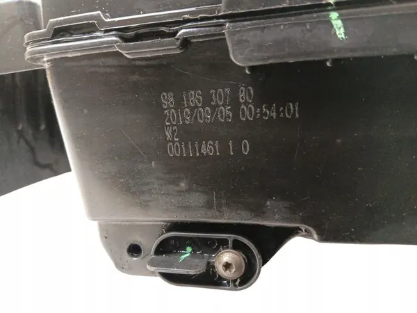 ADBLUE TANK PEUGEOT 508 I 2.0 BlueHDI 9818630780 image 3