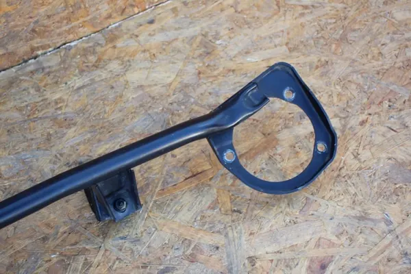 Etujousituki OEM 8N0805629A Audi TT 8N:lle image 3