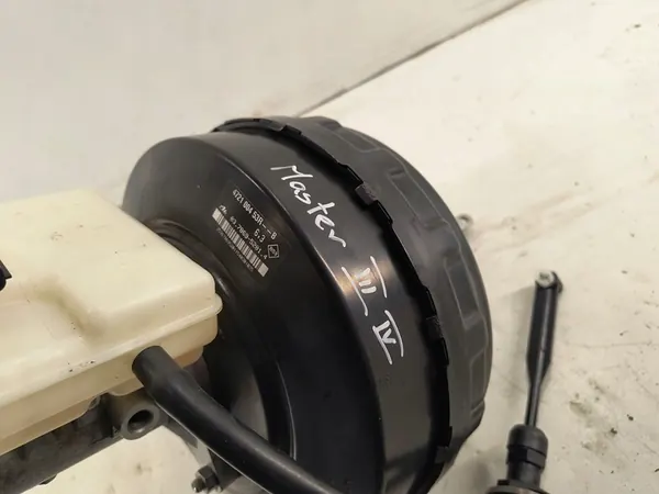 Pompe de servo-frein Renault Master III 472100453R image 2