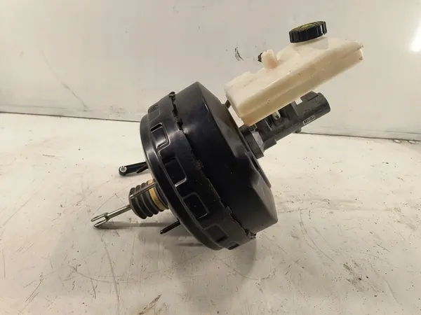 Pompe de servo-frein Renault Master III 472100453R image 5