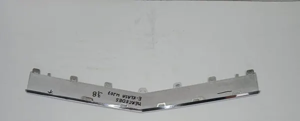 Moldura de para-choque dianteiro Mercedes-Benz E C207 W207 A2078850300 image 6
