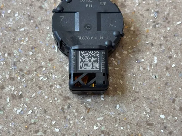 BMW Sadeanturi OEM 5A9CA29 X1 U11/X2 U10 image 5