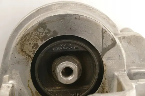 Nissan X-Trail T32 2019 Rechter Motorsteun image 3