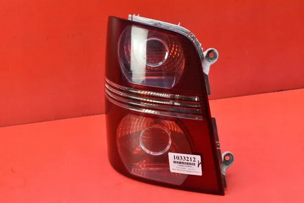 Vänster Bakljus 1T0945095J VW Touran Lift 06-10 image 2