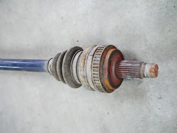 BMW E87 E81 E82 E88 E90 E91 E92 E93 N43 Bakre Höger Halvaxel image 2