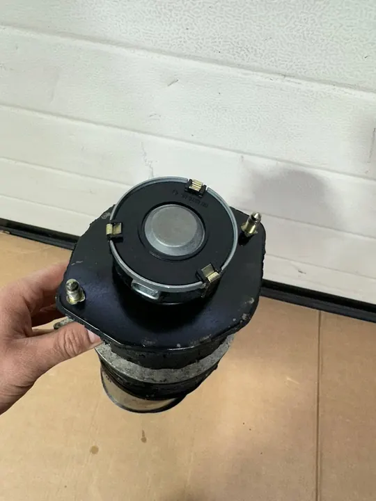 Vänster bakdämpare, Mercedes SL R230, OEM A2303200213 image 10